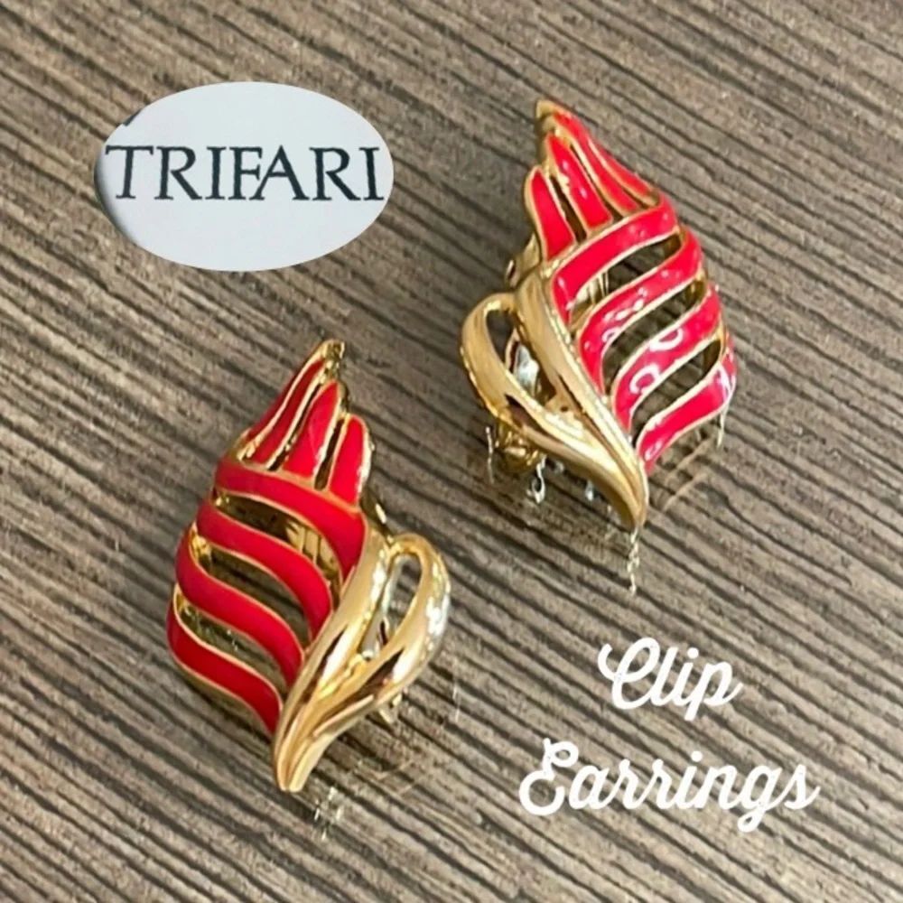 VintageβTRIFARI Red Flame - Red Leaf Clip Earrings
